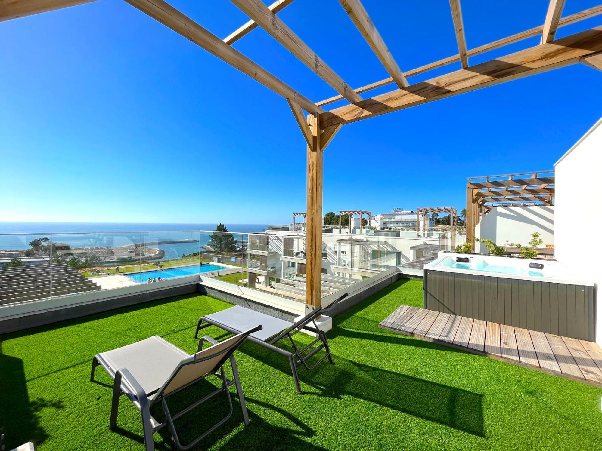 Mar A Vista - Condominium With Pool, Gym And Sea Views Nazaré Habitación foto