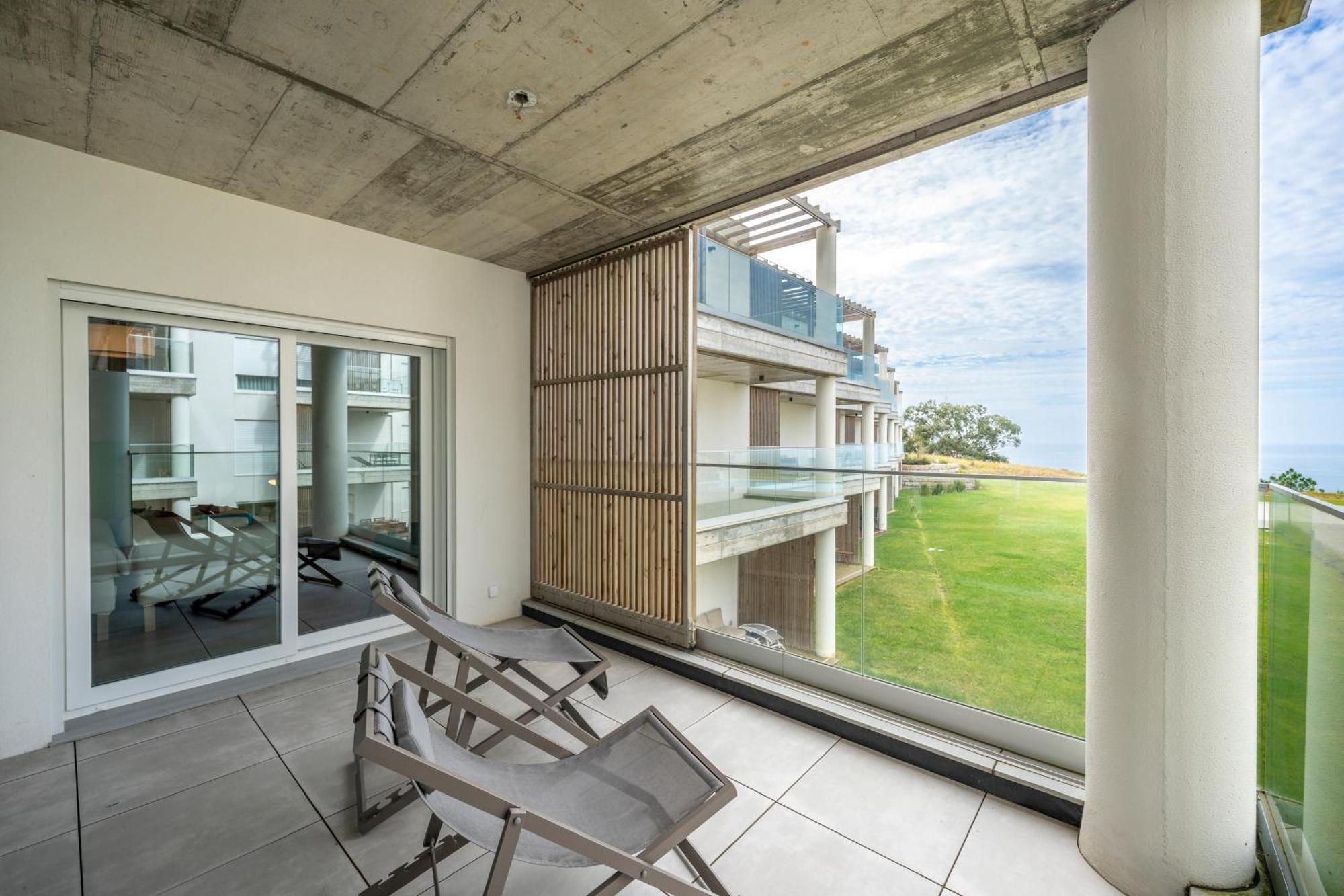 Mar A Vista - Condominium With Pool, Gym And Sea Views Nazaré Habitación foto