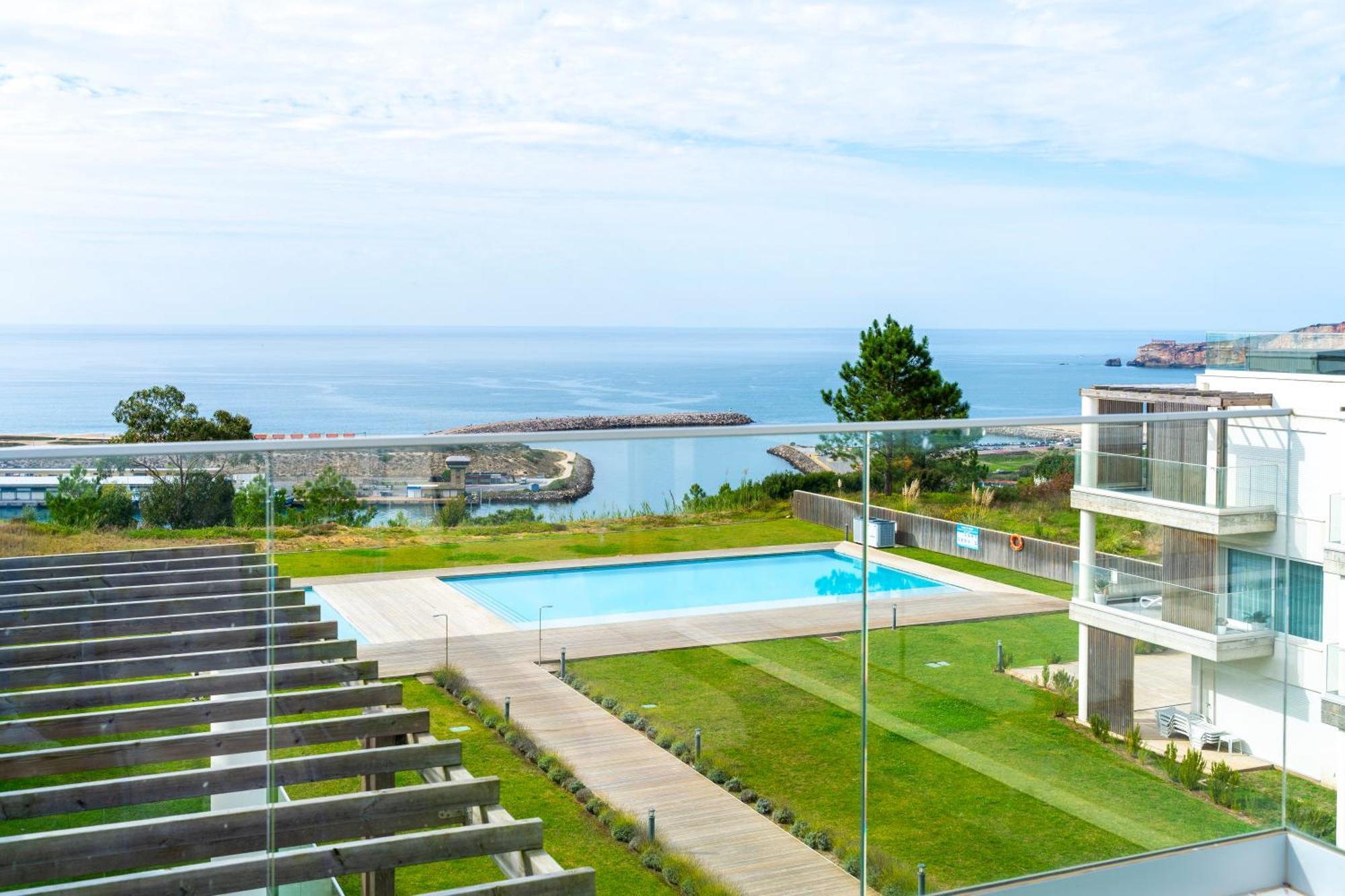 Mar A Vista - Condominium With Pool, Gym And Sea Views Nazaré Habitación foto
